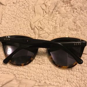 Diff Eyewear Accessories - Diff Eyewear Purple Rose sunglasses Diff Eyewear Accessories - Diff Eyewear Purple Rose sunglasses